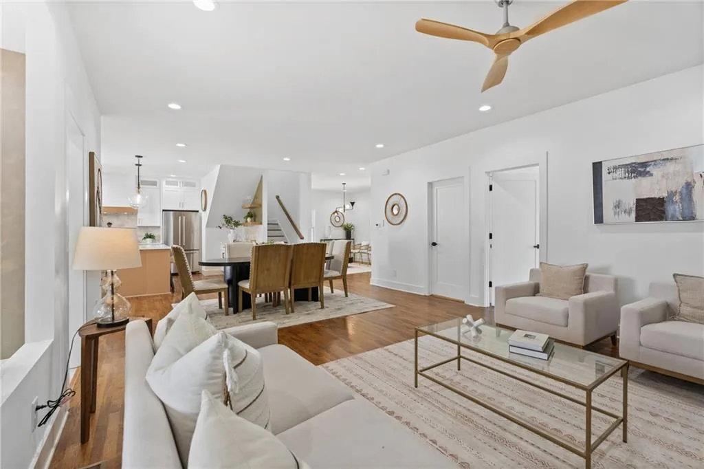 Living and dining area